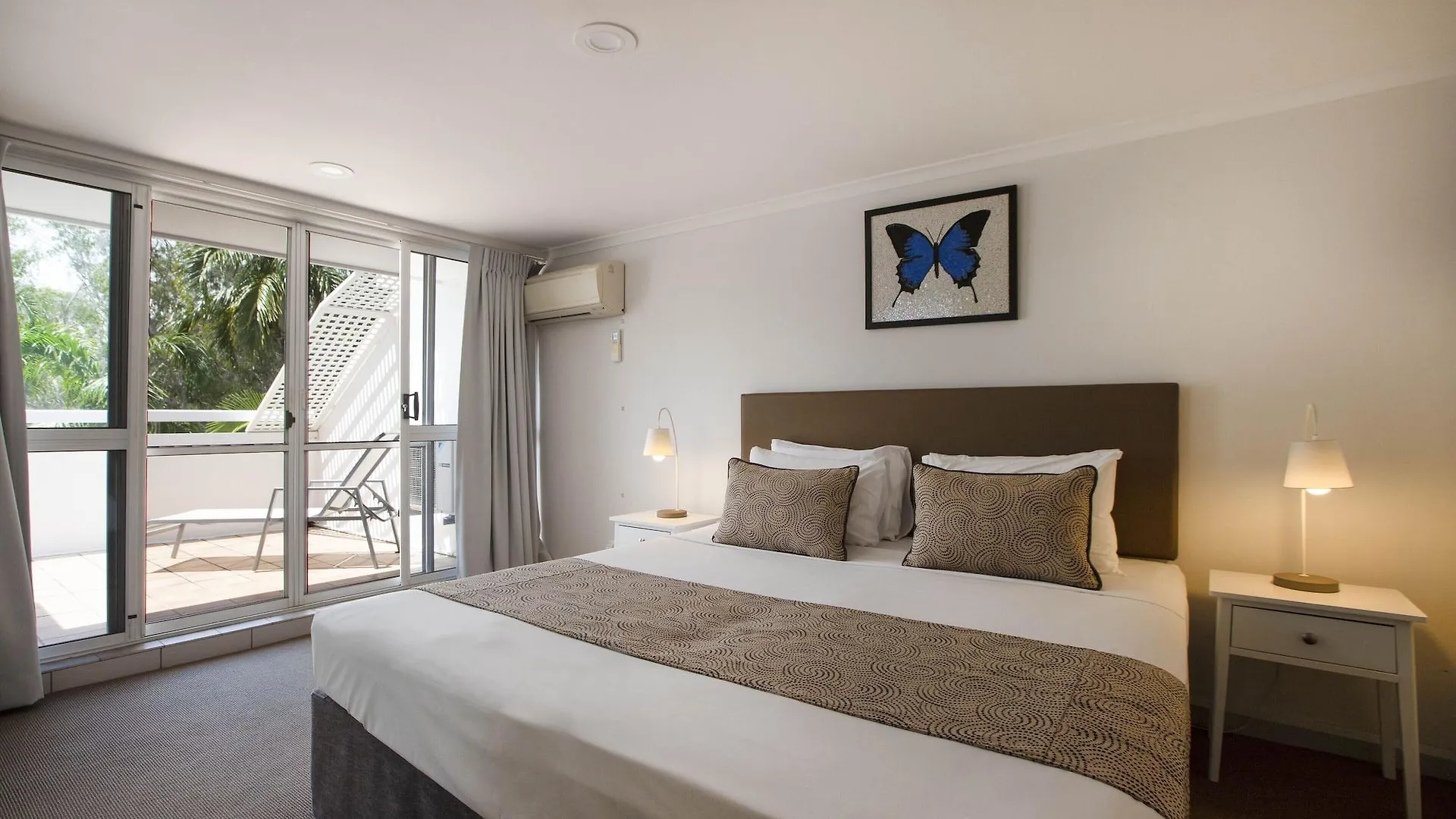 **** Aparthotel The White House Port Douglas Australia